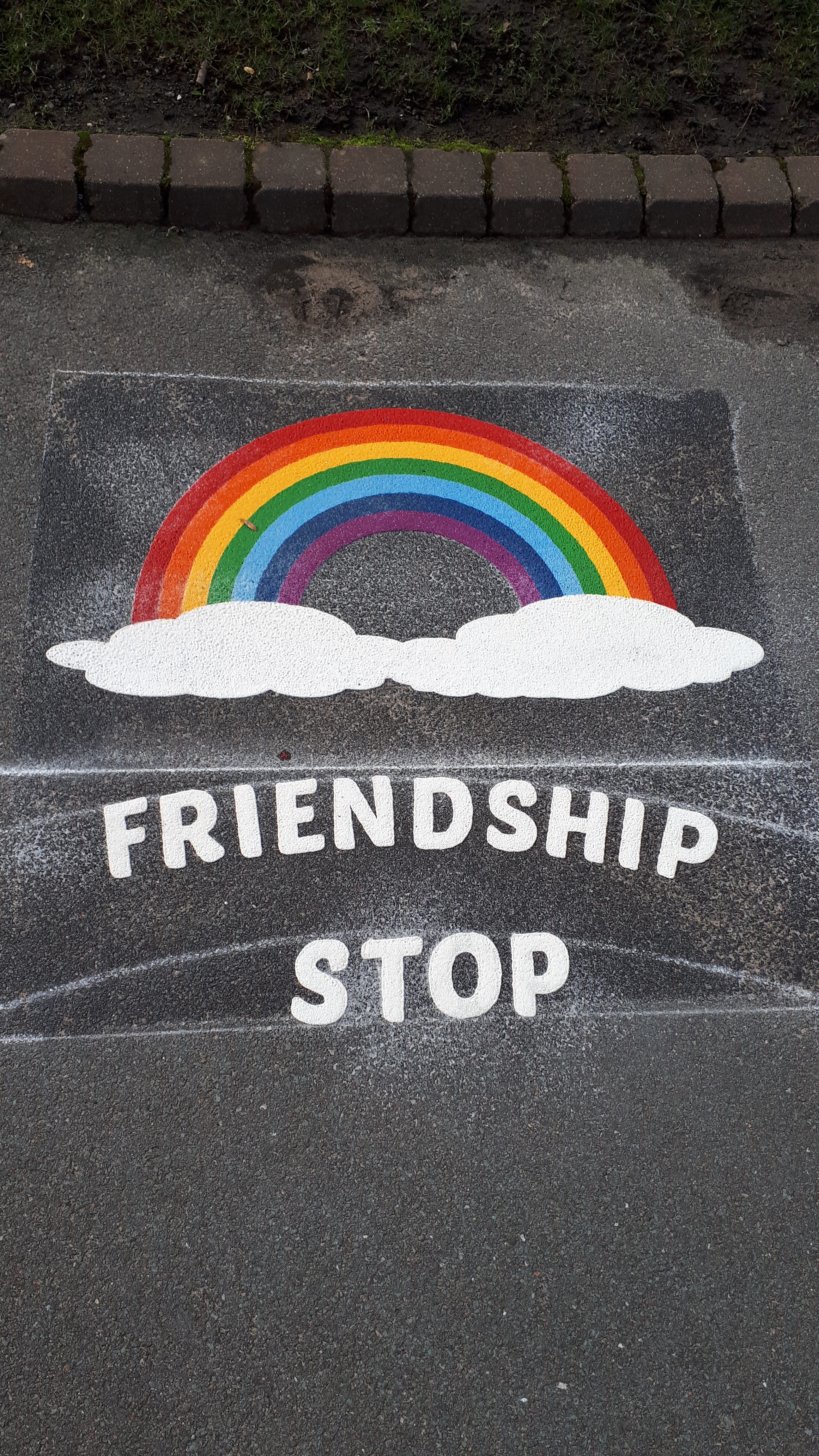 PMFRIEND3 Friendship Rainbow rotated